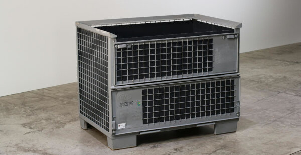90 Gitterboxauskleidungen aus PP Stegplatte 1180 x 780 x 780  schwarz auf Palette